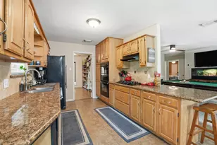 15721 Juneau Ln, Houston, TX 77040 - Photo 9