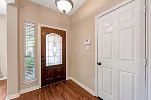 135 W Russet Grove Cir, The Woodlands, TX 77384 - Photo 7