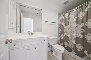 3234 Pemberton Cir Dr, Houston, TX 77025 - Photo 21