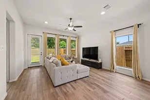 18810 Halter Mdw Trl, Tomball, TX 77377 - Photo 9