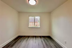 13754 Shirebrook Dr, Sugar Land, TX 77498 - Photo 17