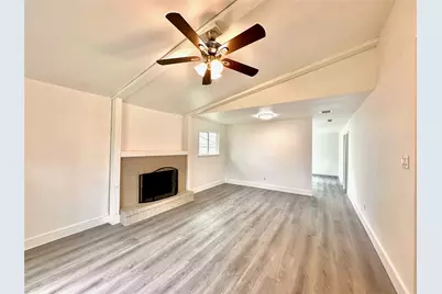 13754 Shirebrook Drive, Sugar Land, TX 77498 - Photo 3