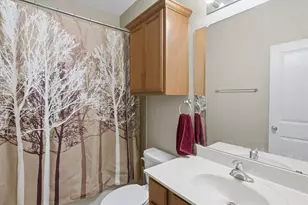 2704 Baywater Creek Ln, Pearland, TX 77089 - Photo 21