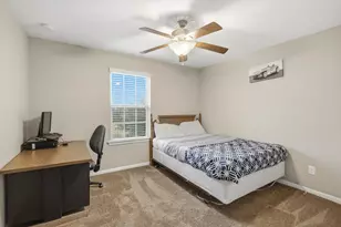 2704 Baywater Creek Ln, Pearland, TX 77089 - Photo 19