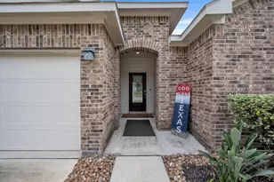 11739 Bari Reef Ln, Conroe, TX 77304 - Photo 3