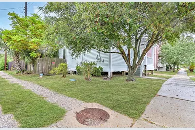 2311 Mary Moody Northern Street, Galveston, TX 77551 - Photo 3