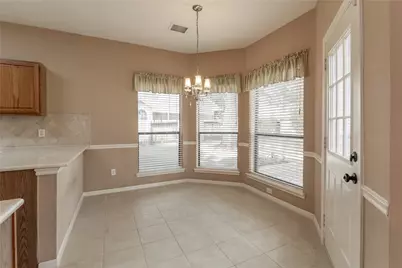 6519 Oakburl Court, Sugar Land, TX 77479 - Photo 9