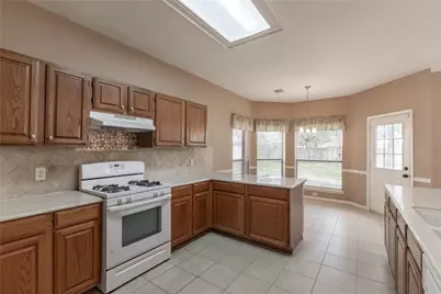 6519 Oakburl Court, Sugar Land, TX 77479 - Photo 11