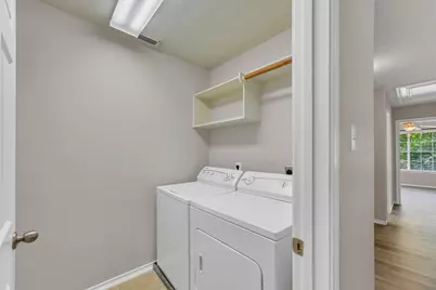 163 N Burberry Park Circle, The Woodlands, TX 77382 - Photo 25