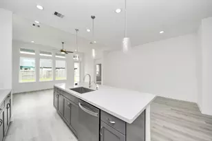 1707 Sterling Water Dr, Missouri City, TX 77459 - Photo 11