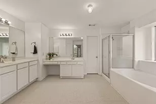 16315 April Ridge Dr, Houston, TX 77083 - Photo 35