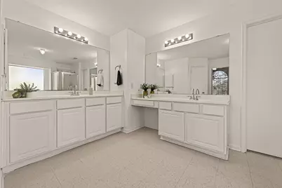 16315 April Ridge Drive, Houston, TX 77083 - Photo 37