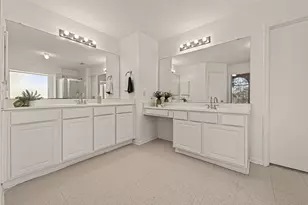 16315 April Ridge Dr, Houston, TX 77083 - Photo 37