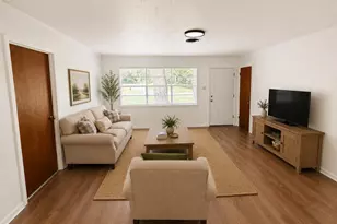 838 South Center St, Buffalo, TX 75831 - Photo 5