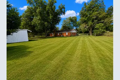 838 S Center Street, Buffalo, TX 75831 - Photo 15