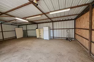 838 S Ctr St, Buffalo, TX 75831 - Photo 19
