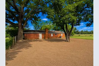 838 S Center Street, Buffalo, TX 75831 - Photo 23