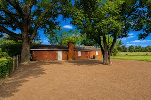 838 S Ctr St, Buffalo, TX 75831 - Photo 23