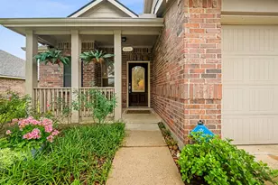 8735 Sunny Gallop Dr, Tomball, TX 77375 - Photo 3