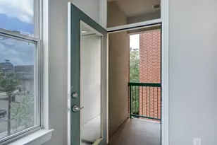 300 St Joseph Pkwy, Houston, TX 77002 - Photo 15