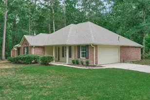 811 Mark Anthony St, New Caney, TX 77357 - Photo 3