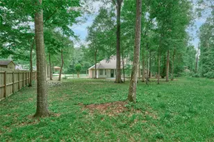 811 Mark Anthony St, New Caney, TX 77357 - Photo 43
