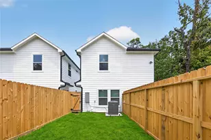 8210 Sterlingshire St, Houston, TX 77078 - Photo 17