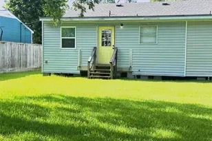 1005 Ave E 1/2, Alvin, TX 77511 - Photo 23