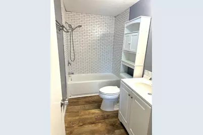 1005 Avenue E 1/2, Alvin, TX 77511 - Photo 9