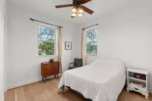 419 Brooks St, Sugar Land, TX 77478 - Photo 11