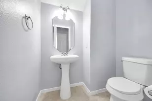 9002 Sundown Dr, Pearland, TX 77584 - Photo 7