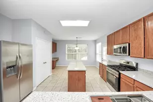 9002 Sundown Dr, Pearland, TX 77584 - Photo 15