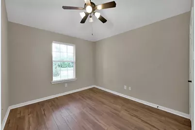117 E Montfair Boulevard, The Woodlands, TX 77382 - Photo 25