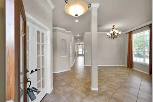 117 E Montfair Blvd, The Woodlands, TX 77382 - Photo 3