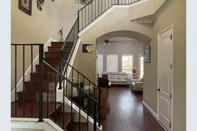 111 Bella Luce, Shenandoah, TX 77381 - Photo 3