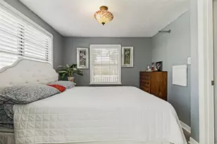 3915 1st St, Galveston, TX 77554 - Photo 21