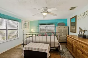 3915 1st St, Galveston, TX 77554 - Photo 15