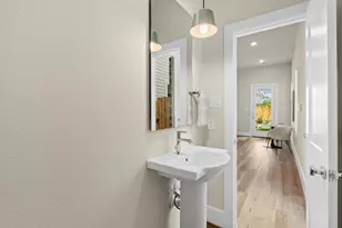 5626 Bertellis Ln, Houston, TX 77091 - Photo 3