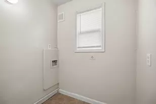 319 S 6th St, La Porte, TX 77571 - Photo 21