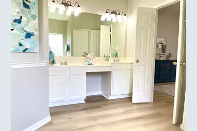 7823 Parkchase Timber Court, Houston, TX 77070 - Photo 13