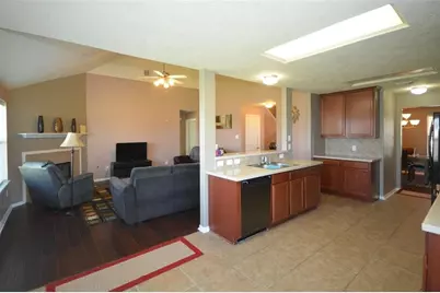 3008 Middletrace Lane, League City, TX 77539 - Photo 9