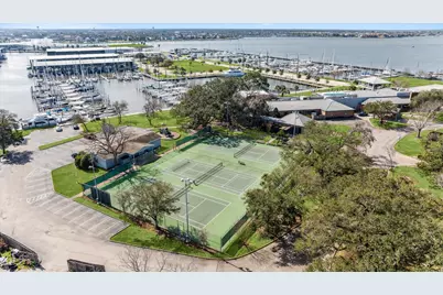 2447 Lakewood Pointe, Seabrook, TX 77586 - Photo 7