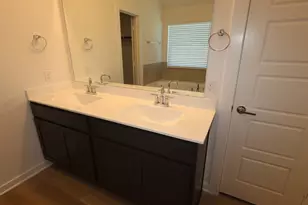 1615 Westland Ln, Rosenberg, TX 77471 - Photo 11