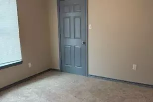 4346 Phlox St, Houston, TX 77051 - Photo 9