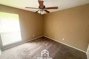 8607 Hickory Branch Ln, Humble, TX 77338 - Photo 9