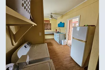 833 Kahla Drive, Crystal Beach, TX 77650 - Photo 7