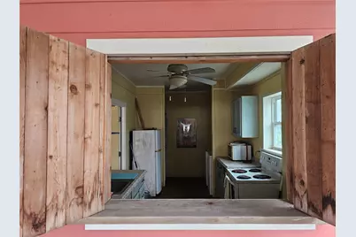 833 Kahla Drive, Crystal Beach, TX 77650 - Photo 5