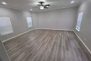 4323 Marina St, Houston, TX 77007 - Photo 9