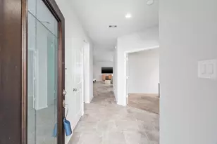 5611 Claymore Meadow Ln, Spring, TX 77389 - Photo 5