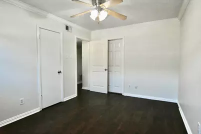 7714 Renwick Drive #C36, Houston, TX 77081 - Photo 11
